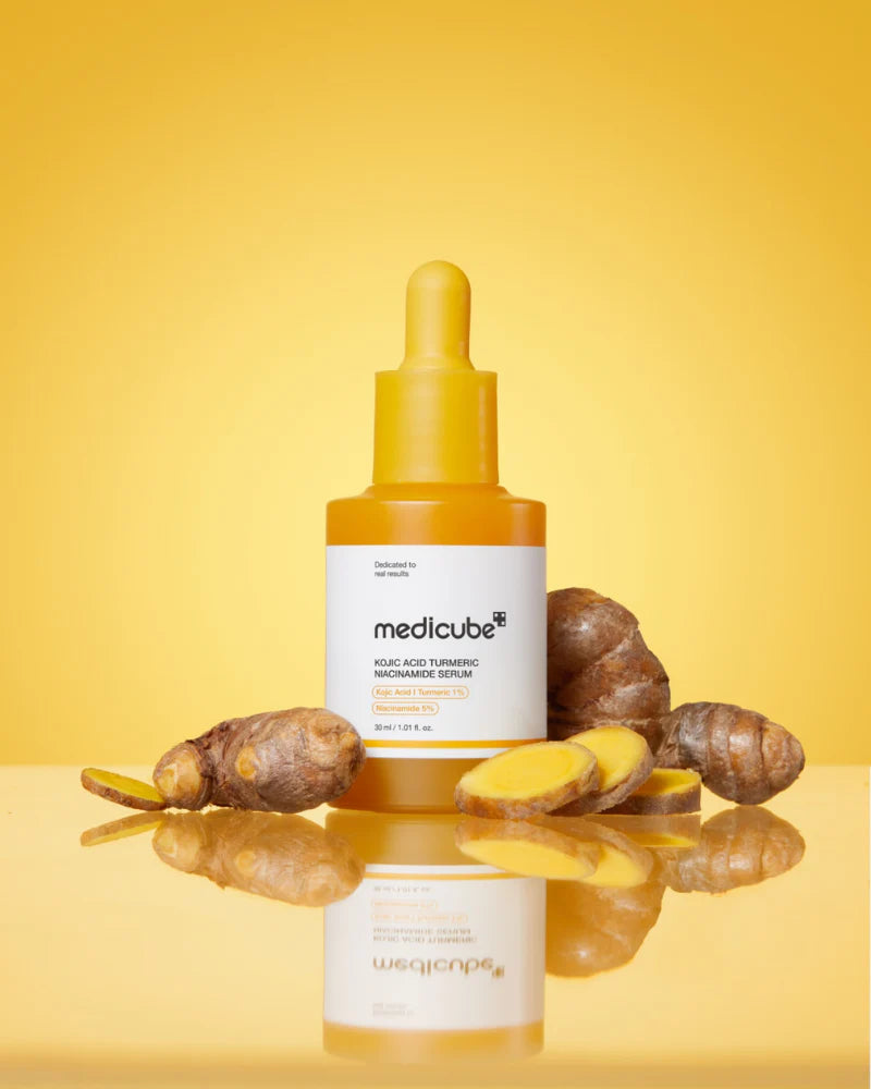 MEDICUBE KOJIC ACID TURMERIC NIACINAMIDE SERUM 30ml